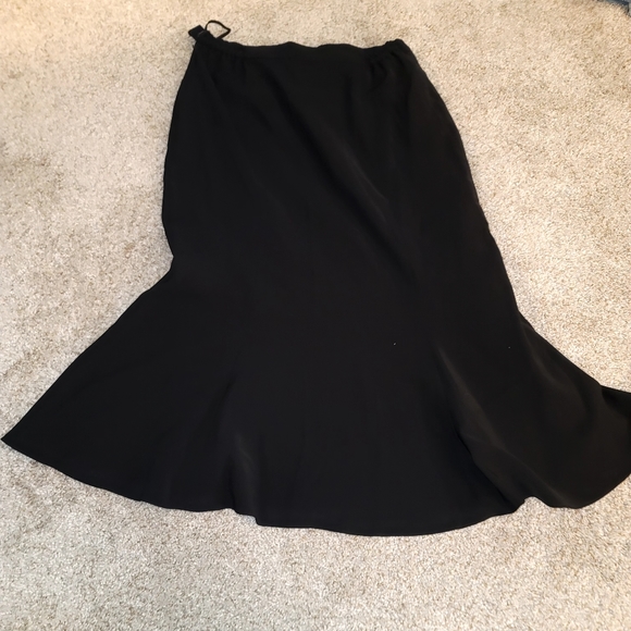 Louise Ricci Women's Skirt - Picture 3 of 3